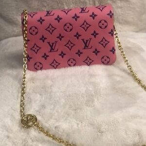 Gorgeous Pink Monogram Chain Shoulder/Hand Bag